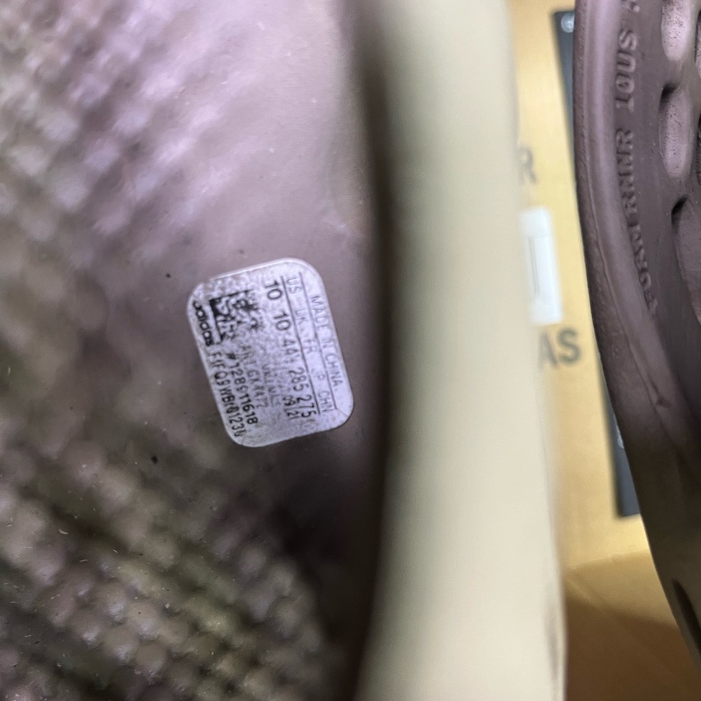 Yeezy Foam Runner Sage Color Size 10 - image 7